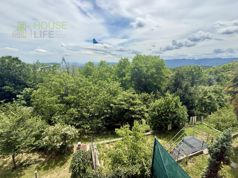 SCHIO loc. Tretto: In posizione panoramica, a 10 minuti dal centro di Schio e Santorso, CASA SING...
