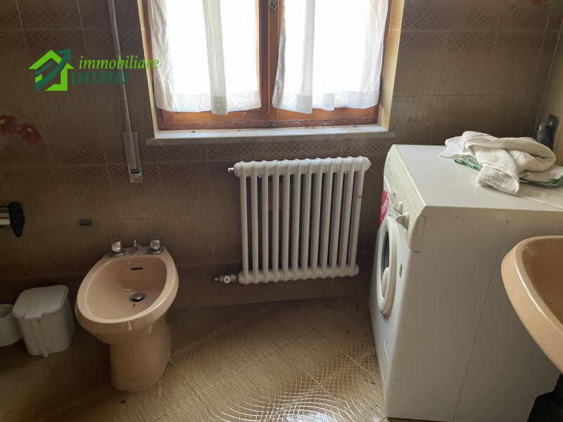 Piovene Rocchette: Bicamere Economico in Centro – Parzialmente da Ristrutturare. Anche con Rent t...