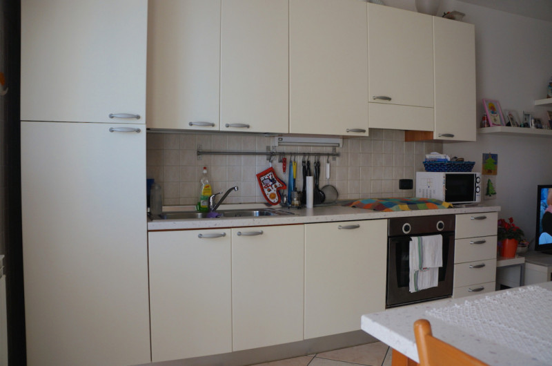 ANNUNCIO PER STUDENTI/RICERCATORI

disponibile 1 STANZA SNGOLA CON BAGNO PRIVATO PER RAGAZZO/A

I...