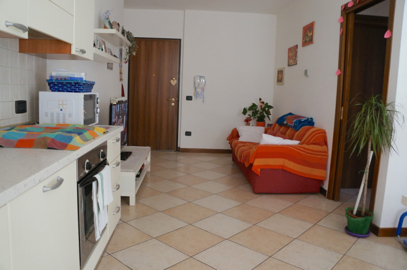 ANNUNCIO PER STUDENTI/RICERCATORI

disponibile 1 STANZA SNGOLA CON BAGNO PRIVATO PER RAGAZZO/A

I...