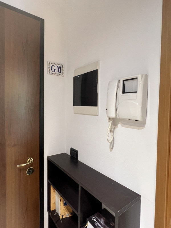 VICENZA, QUARTIERE SAN BORTOLO: VENDESI MINI CON TERRAZZO, GARAGE E POSTO AUTO - COMPLETAMENTE AR...