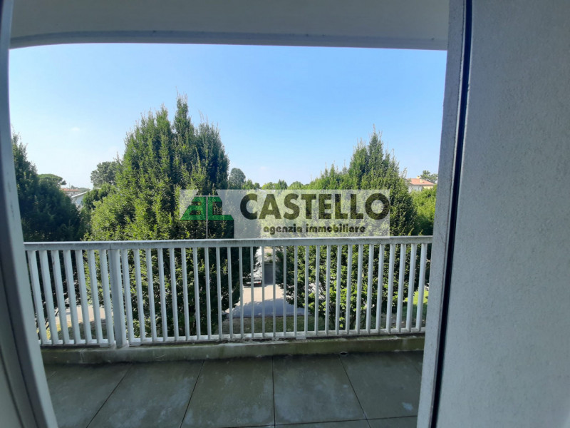 Selvazzano Dentro Caselle in elegante e recente contesto residenziale di sole 6 unità, con vista ...