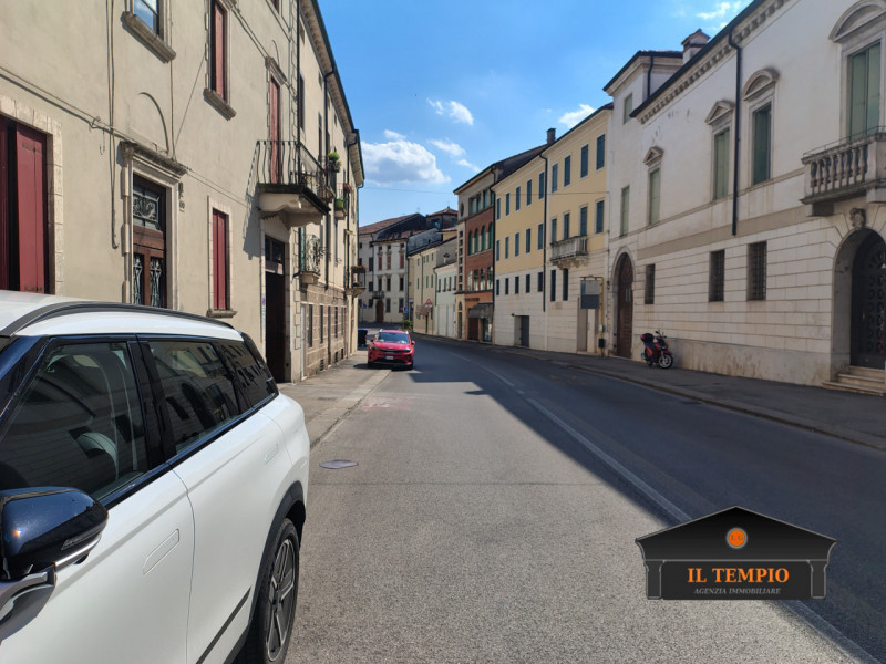 Zona san francesco Affittasi Deposito Magazzino --- annuncio pubblicato con GESTIONALEIMMOBILIARE.it
