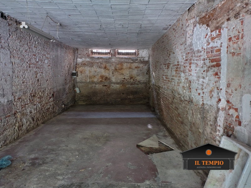 Zona san francesco Affittasi Deposito Magazzino --- annuncio pubblicato con GESTIONALEIMMOBILIARE.it