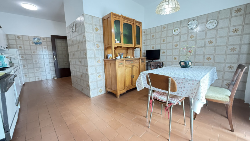 MADONNA PELLEGRINA Quartiere servito e ben collegato, posizione comoda al Prato della Valle e agl...