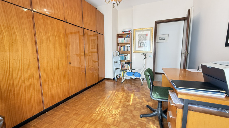 MADONNA PELLEGRINA Quartiere servito e ben collegato, posizione comoda al Prato della Valle e agl...