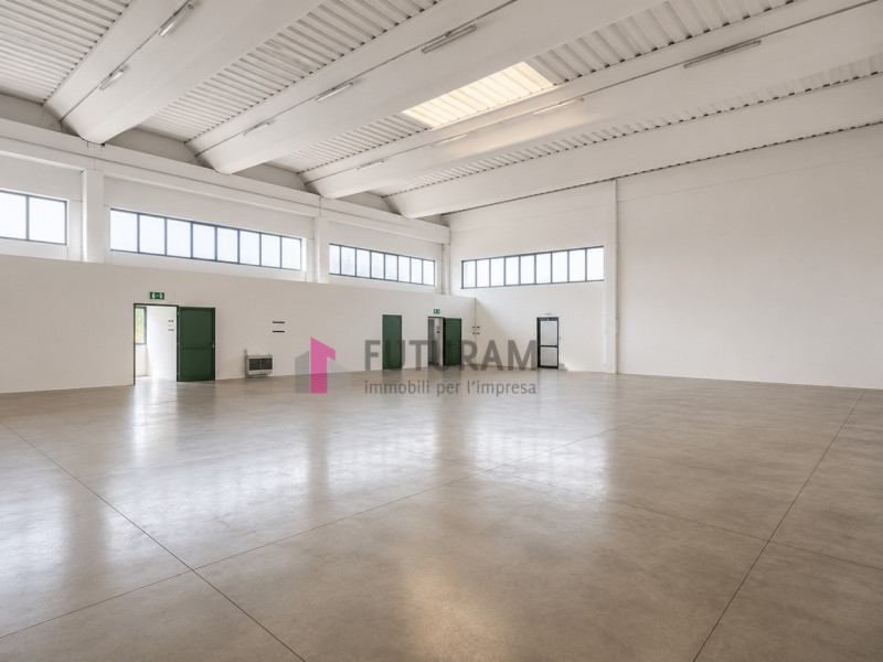 SAN GIORGIO IN BOSCO - rif.658MIC - Per info 3473209826 - In zona produttiva strategica, proponia...