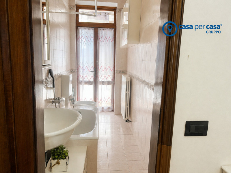 APPROVATO GRUPPO CASA PER CASA: VALUTATO, CONTROLLATO, GESTITO IN ESCLUSIVA!

ZONA
L'immobile si ...
