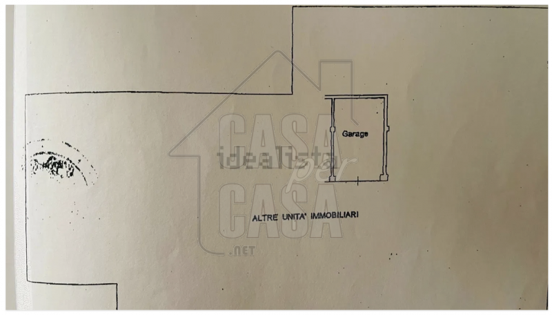 Per info e foto, Maddalena 351 799 3937, riferimento annuncio MD16

Padova, Zona Camposampiero - ...