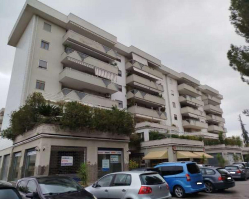 Magazzino in 1 a Rende (CS)